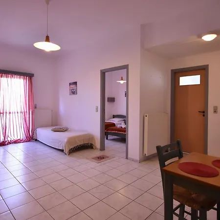 Irini Appartments Aparthotel
