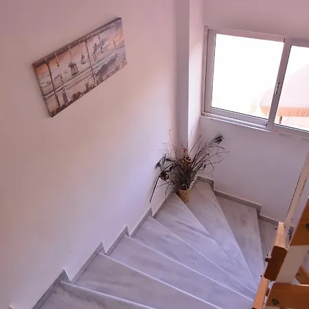 Aparthotel Irini Appartments 2*